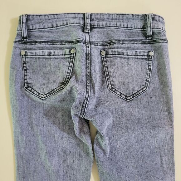 Wet Seal Women's Blue Denim Skinny Leg Jeans - Picture 8 of 11